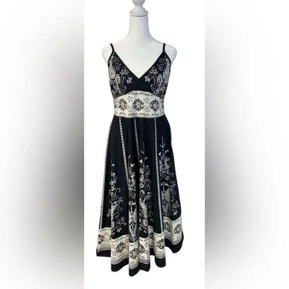 Magic Embroidered Black and White 100% Cotton Dress. Size Large. - Picture 2 of 11